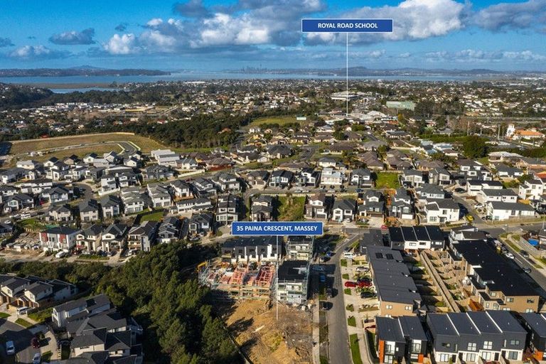 Photo of property in 35 Paina Crescent, Massey, 0614