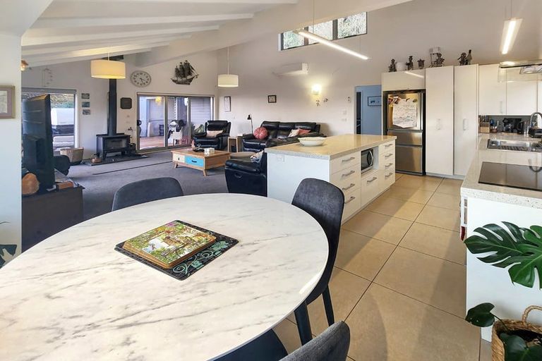 Photo of property in 29 Burns Road, Hospital Hill, Napier, 4110