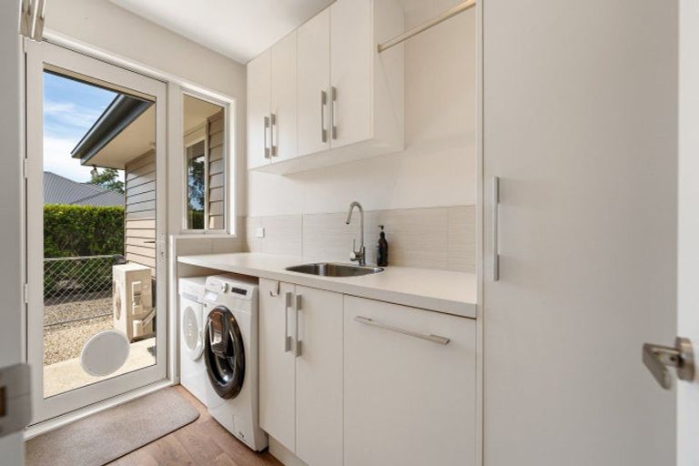 Photo of property in 9 Crawford Close, Amberley, 7410