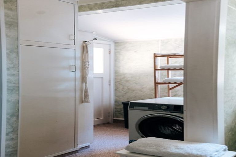 Photo of property in 8 Guildford Street, Tamatea, Napier, 4112