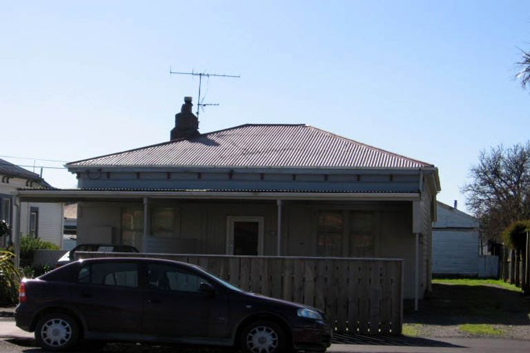Photo of property in 42 Lincoln Road, Masterton, 5810