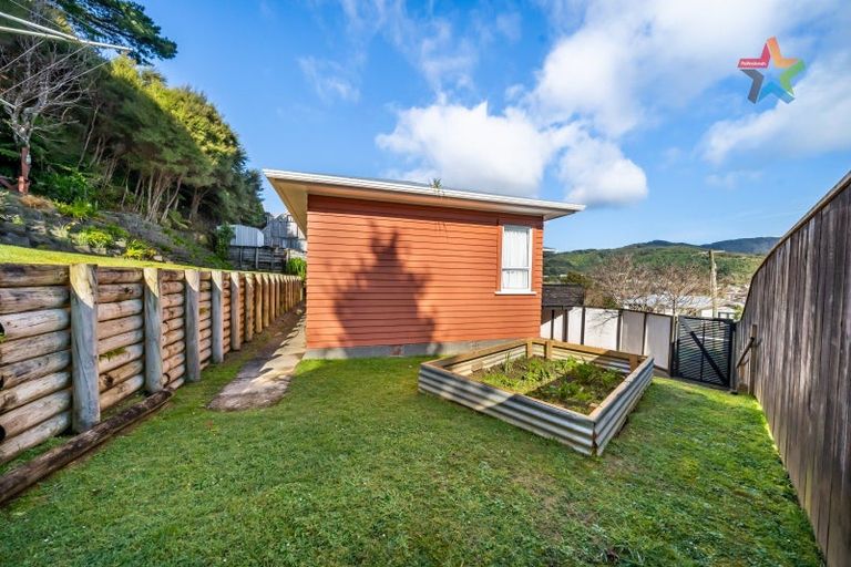 Photo of property in 75 Petrie Street, Wainuiomata, Lower Hutt, 5014