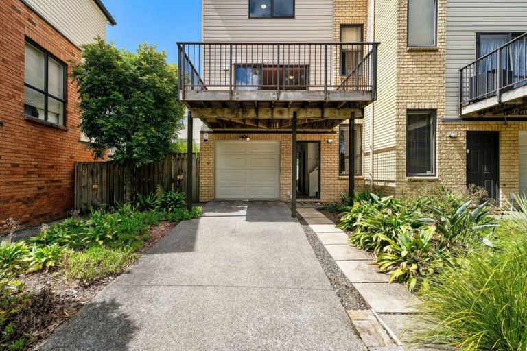 Photo of property in St Claire Village, 54/172 Mcleod Road, Te Atatu South, Auckland, 0610