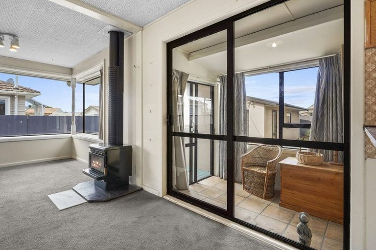 Photo of property in 56 Hargood Street, Woolston, Christchurch, 8062