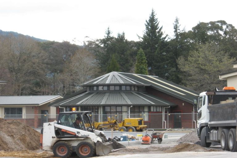 Photo of property in 27 Whitworth Road, Utuhina, Rotorua, 3015