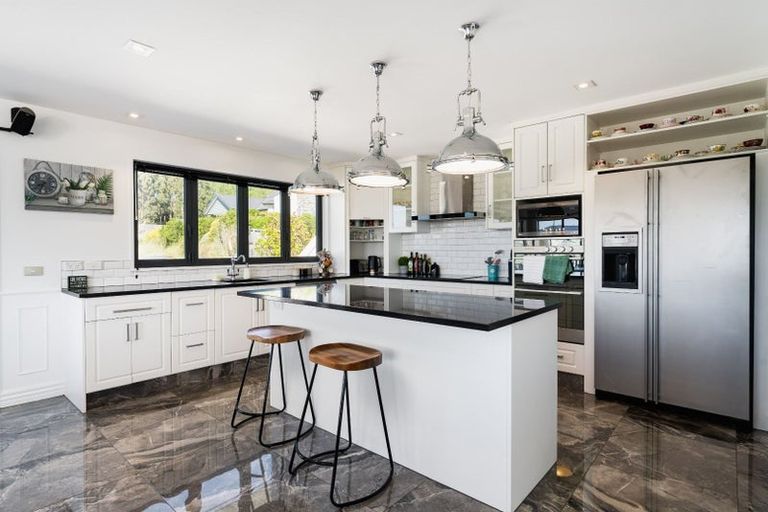 Photo of property in 214 Gladstone Road North, Mosgiel, 9024