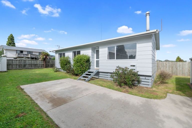 Photo of property in 17c Baxter Place, Owhata, Rotorua, 3010