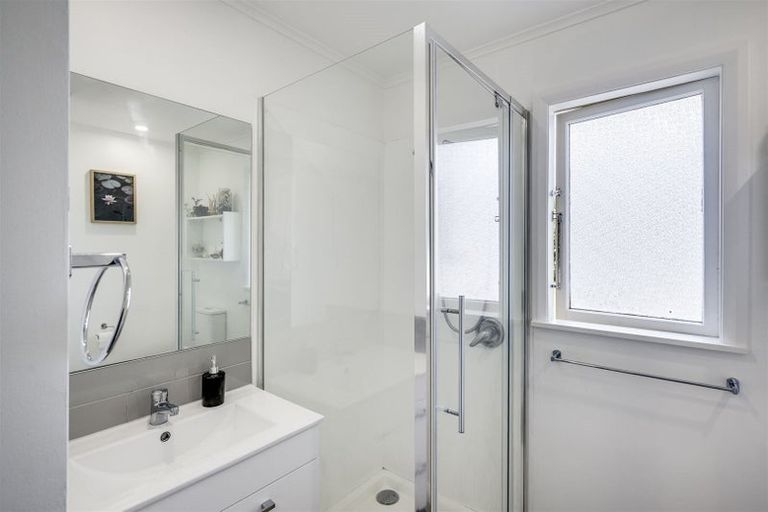 Photo of property in 87 Barker Road, Marewa, Napier, 4110