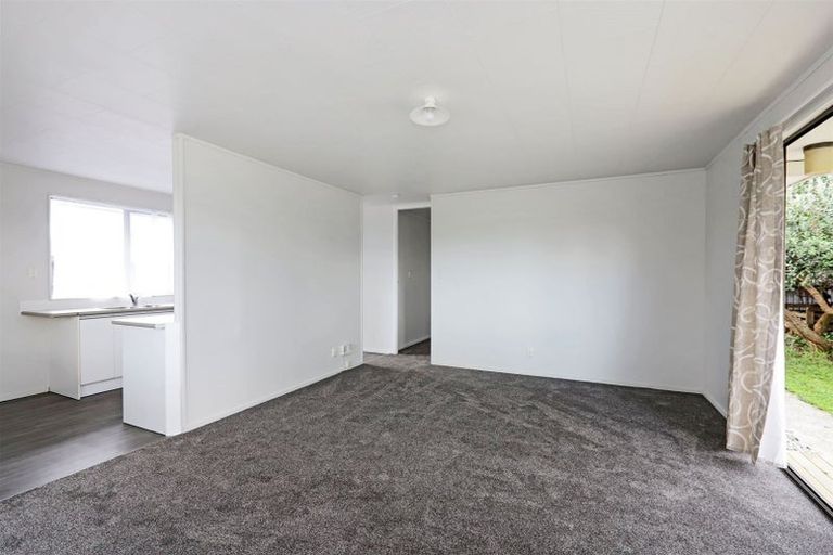 Photo of property in 516b Lowe Street, Camberley, Hastings, 4120