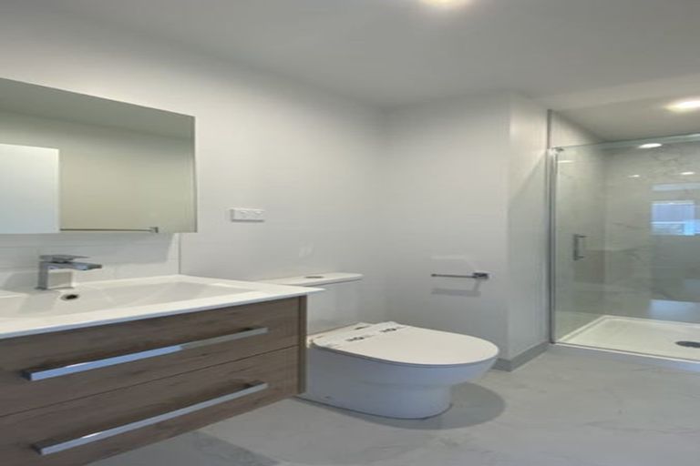 Photo of property in 93 Papatupu Way, Kumeu, 0810