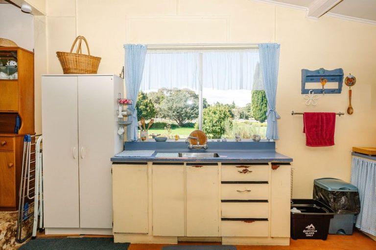 Photo of property in 7 Ruahine Street, Dannevirke, 4930