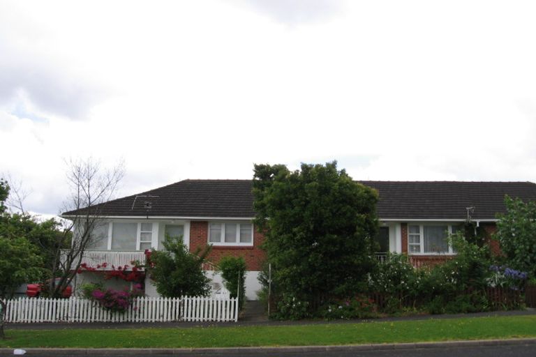 Photo of property in 20 Middlesex Road, Waterview, Auckland, 1026