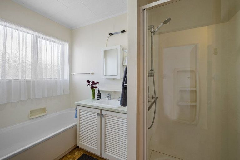 Photo of property in 13 Aratapu Street, Waitara, 4320