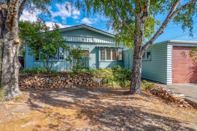 Photo of property in 58 Opawa Road, Waltham, Christchurch, 8023
