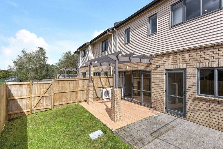 Photo of property in 8 Skip Lane, East Tamaki, Auckland, 2013