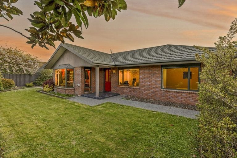 Photo of property in 23 Pentland Drive, Belfast, Christchurch, 8051