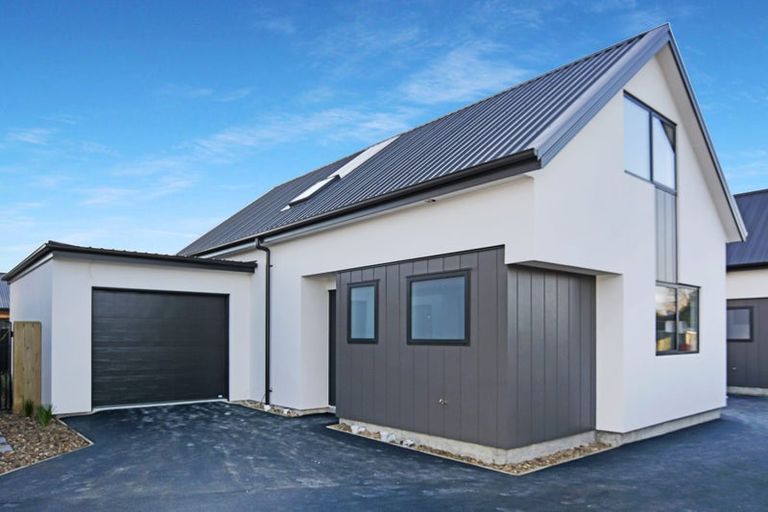 Photo of property in 2/15 Delph Street, Avonhead, Christchurch, 8042