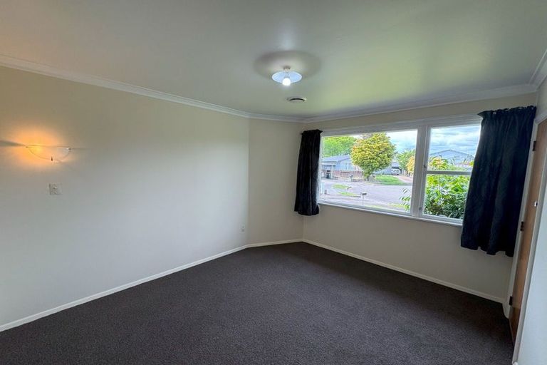Photo of property in 9 Viscount Place, West End, Palmerston North, 4412
