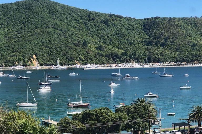 Photo of property in 4 Finlay Grove, Waikawa, Picton, 7220