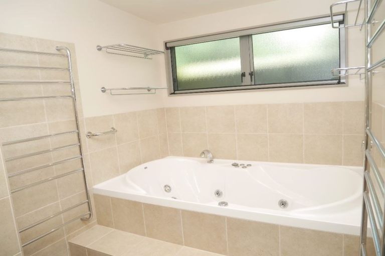 Photo of property in 6 The Esplanade, Raumati South, Paraparaumu, 5032