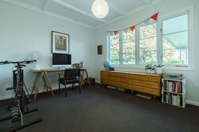 Photo of property in 154 Williams Street, Cambridge, 3434