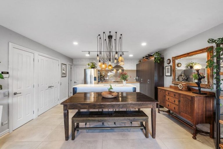 Photo of property in 24 Leneford Drive, East Tamaki, Auckland, 2013