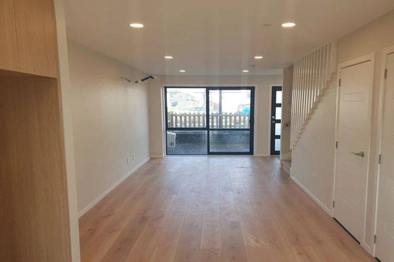 Photo of property in 3a Camp X Place, Whenuapai, Auckland, 0618