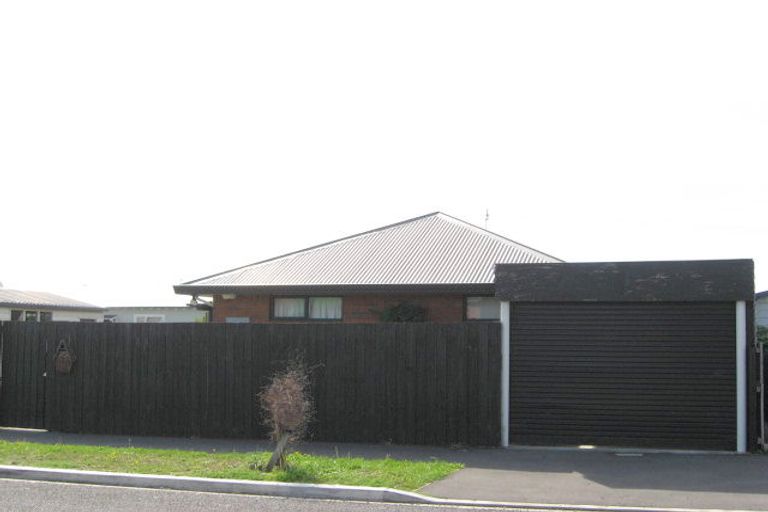 Photo of property in 1/9 Short Street, Waltham, Christchurch, 8011