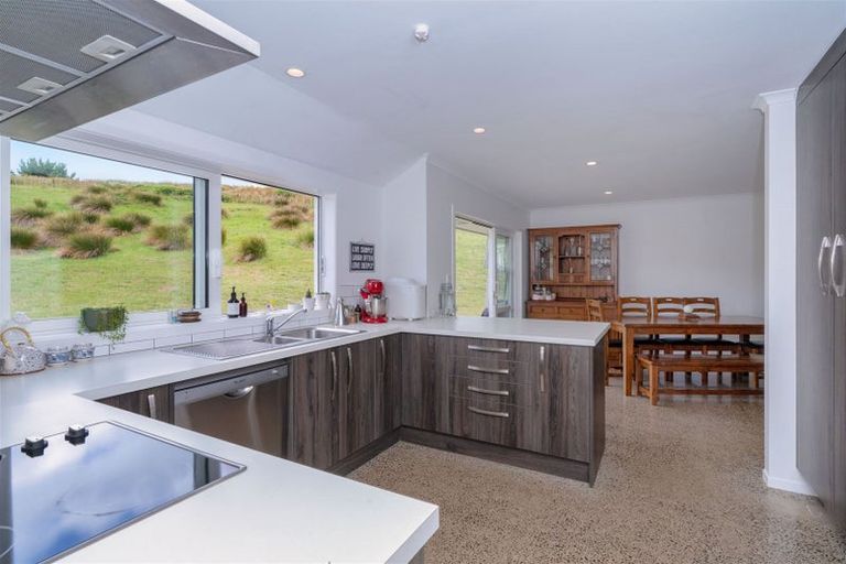 Photo of property in 6 Te Ariki Drive, Waitarere, Levin, 5510