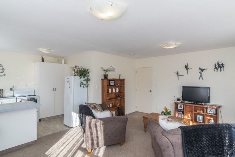 Photo of property in 43b Kapiti Road, Paraparaumu, 5032