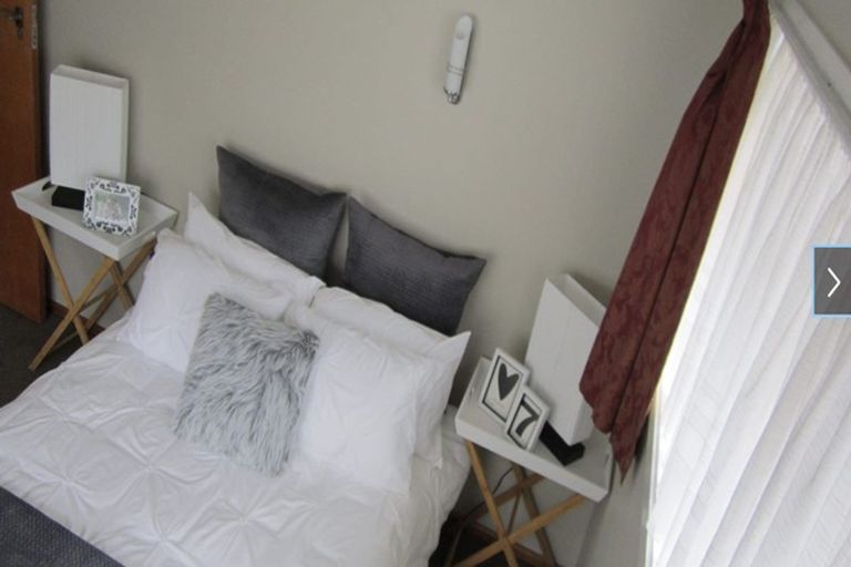 Photo of property in 6 Milnebank Street, Upper Riccarton, Christchurch, 8041