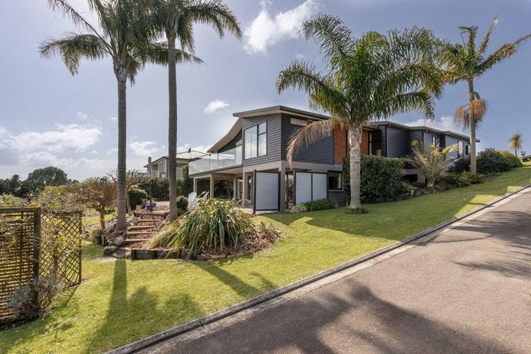 Photo of property in 82 Hamurana Road, Omokoroa, 3114