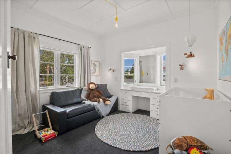 Photo of property in 23 Tirotai Crescent, Westmere, Auckland, 1022