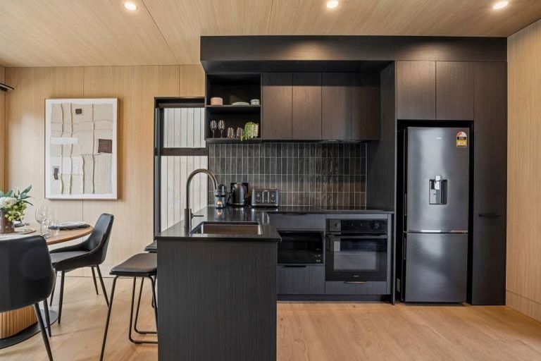 Photo of property in 28 Shearers Drive, Frankton, Queenstown, 9300