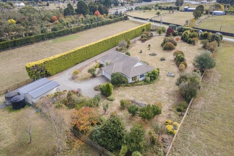 Photo of property in 44 Otaki Gorge Road, Hautere, Otaki, 5582