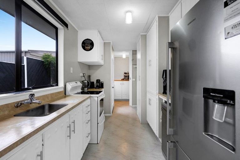 Photo of property in 11b Wicklow Place, Bell Block, New Plymouth, 4312