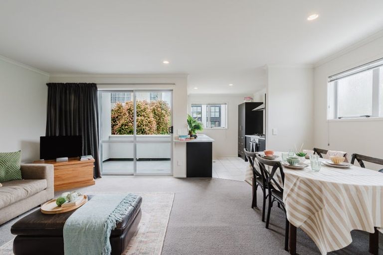 Photo of property in 3a Scotland Place, Hillcrest, Hamilton, 3216