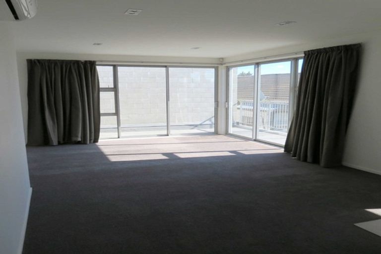 Photo of property in 44c Picton Avenue, Riccarton, Christchurch, 8011