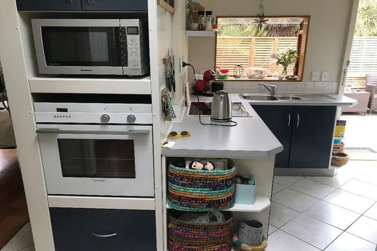 Photo of property in 84 Matatua Road, Raumati Beach, Paraparaumu, 5032