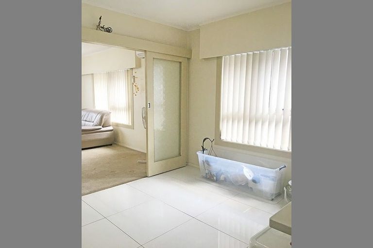 Photo of property in 130 Puhinui Road, Papatoetoe, Auckland, 2104