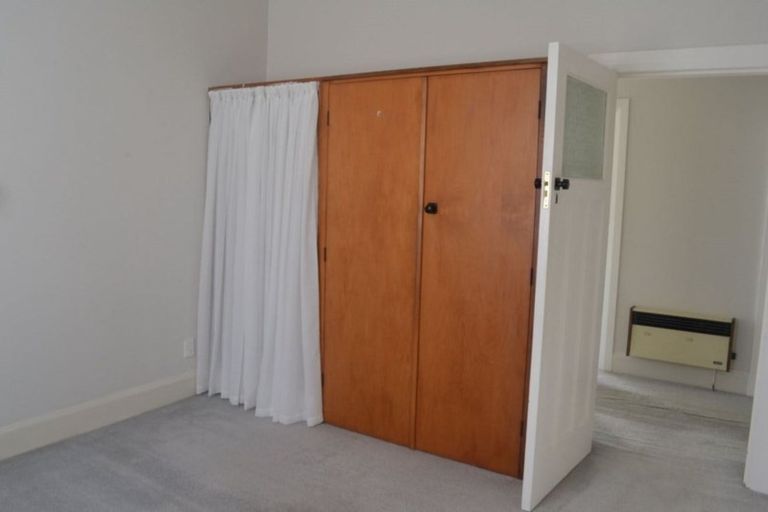 Photo of property in 15 Collins Street, Petone, Lower Hutt, 5012