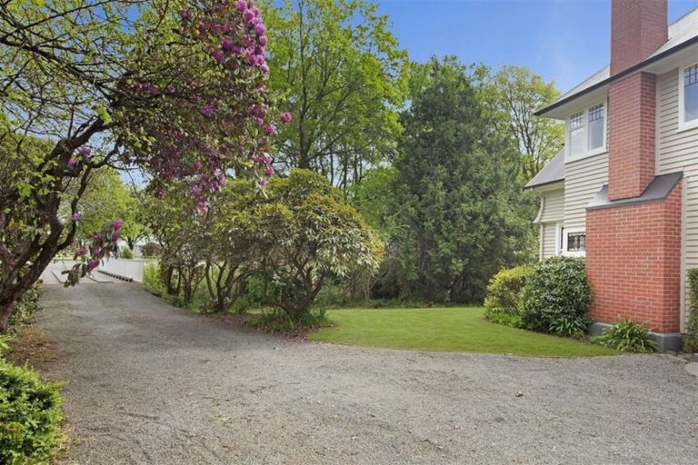 Photo of property in 152 North Parade, Richmond, Christchurch, 8013