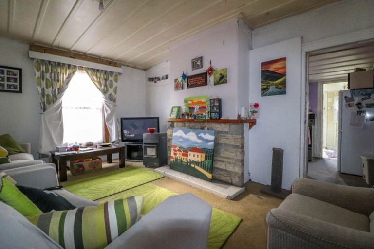 Photo of property in 102 Mackay Street, Thames, 3500