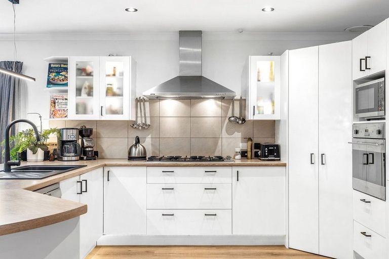 Photo of property in 24 Campion Place, Rolleston, 7614