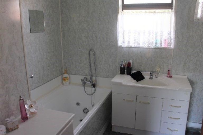 Photo of property in 9 Towan Place, Cromwell, 9310