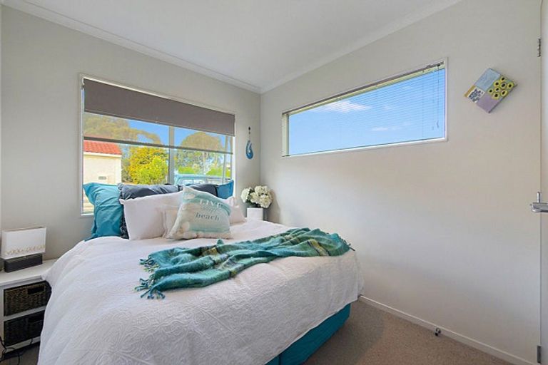 Photo of property in 10 Whiritoa Beach Road, Whiritoa, Whangamata, 3691