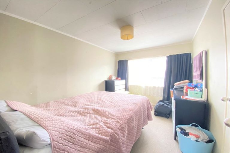 Photo of property in 87 Flat Bush Road, Clover Park, Auckland, 2023