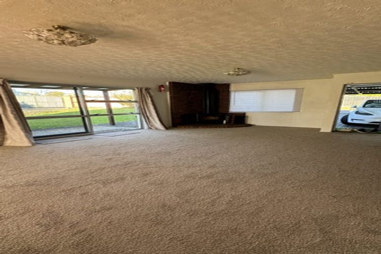 Photo of property in 1/39 Seabrook Avenue, New Lynn, Auckland, 0600