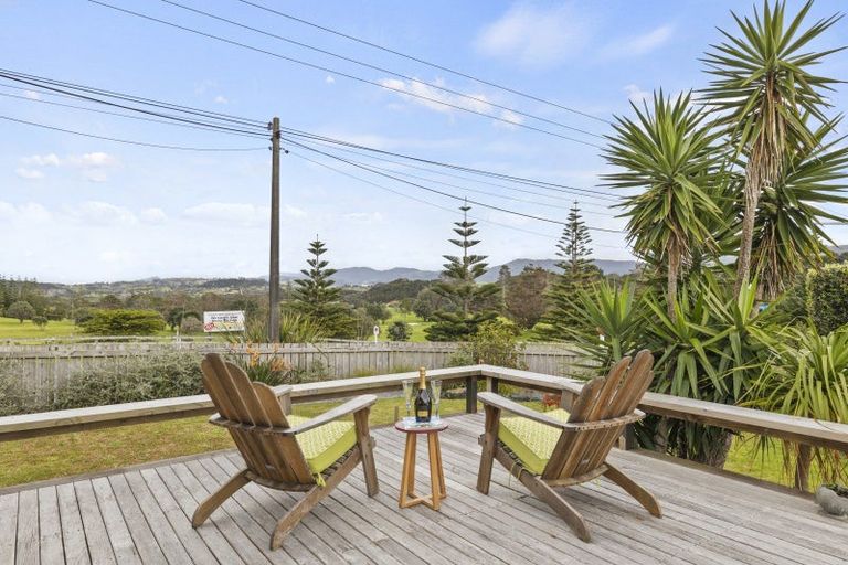 Photo of property in 2 Awatea Street, Mangawhai Heads, Mangawhai, 0505