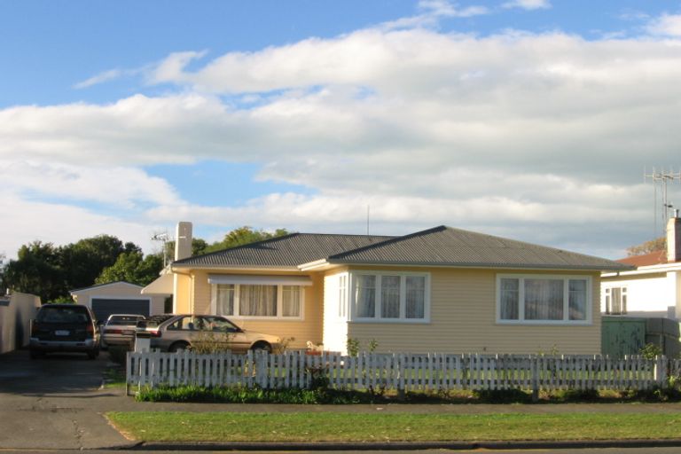 Photo of property in 4 Wycliffe Street, Onekawa, Napier, 4110